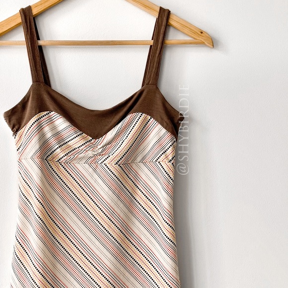 Retro Camisole Top in Zig Zag Dot Print - Picture 14 of 14